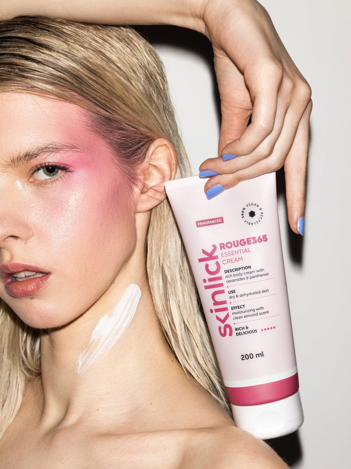 Skinlick Rouge365 Bogata krema za suhu kožu tijela s mirisom pudera i badema